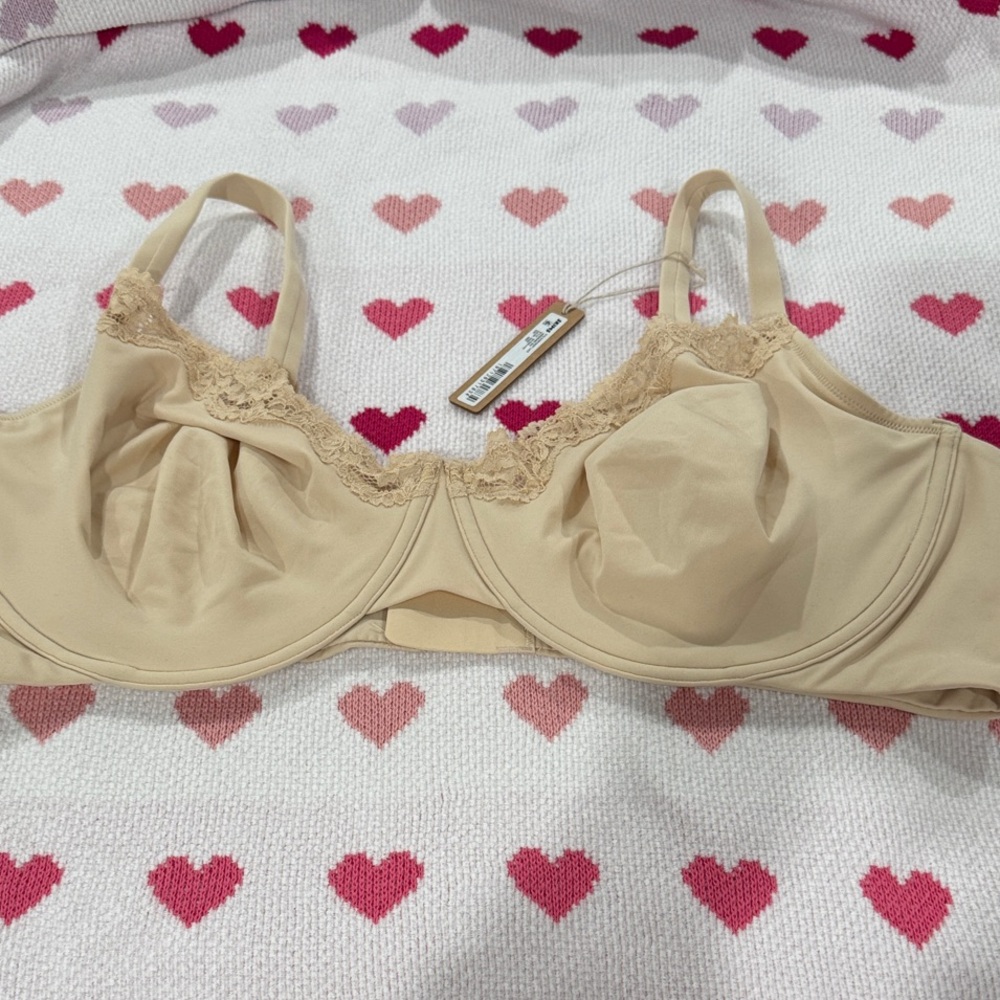 Skims Fits Everybody Lace Underwire Bra Sand 46DD